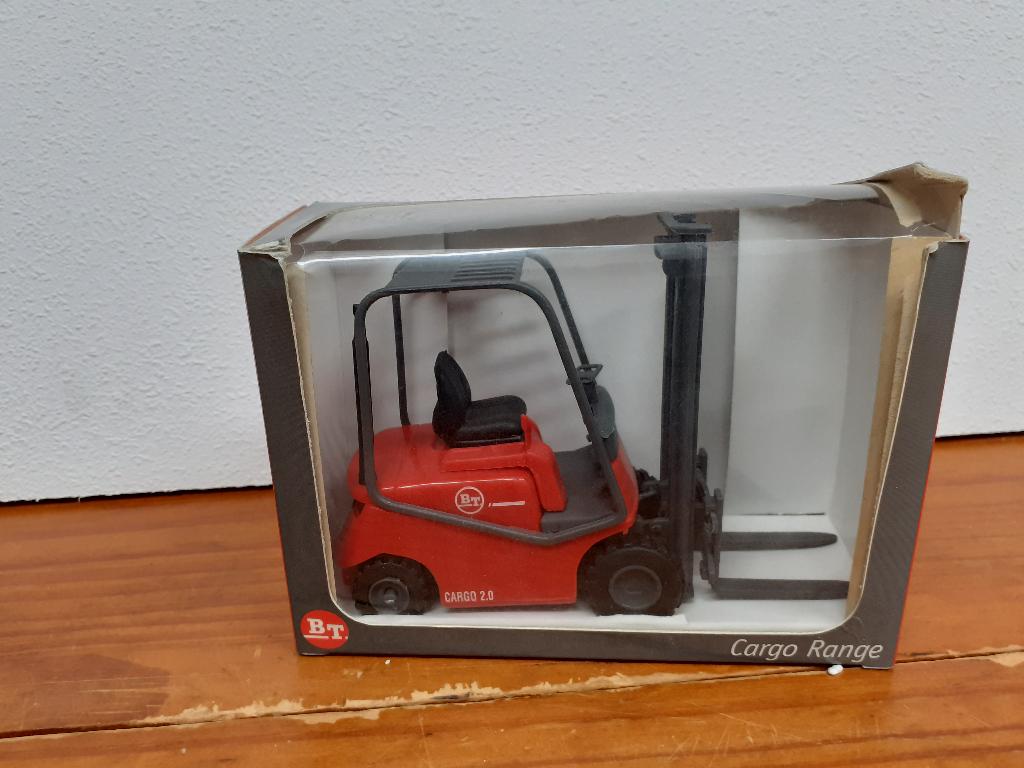 schaalmodel heftruck bt cargo 2.0, Ophalen of Verzenden, Gebruikt, Overige typen