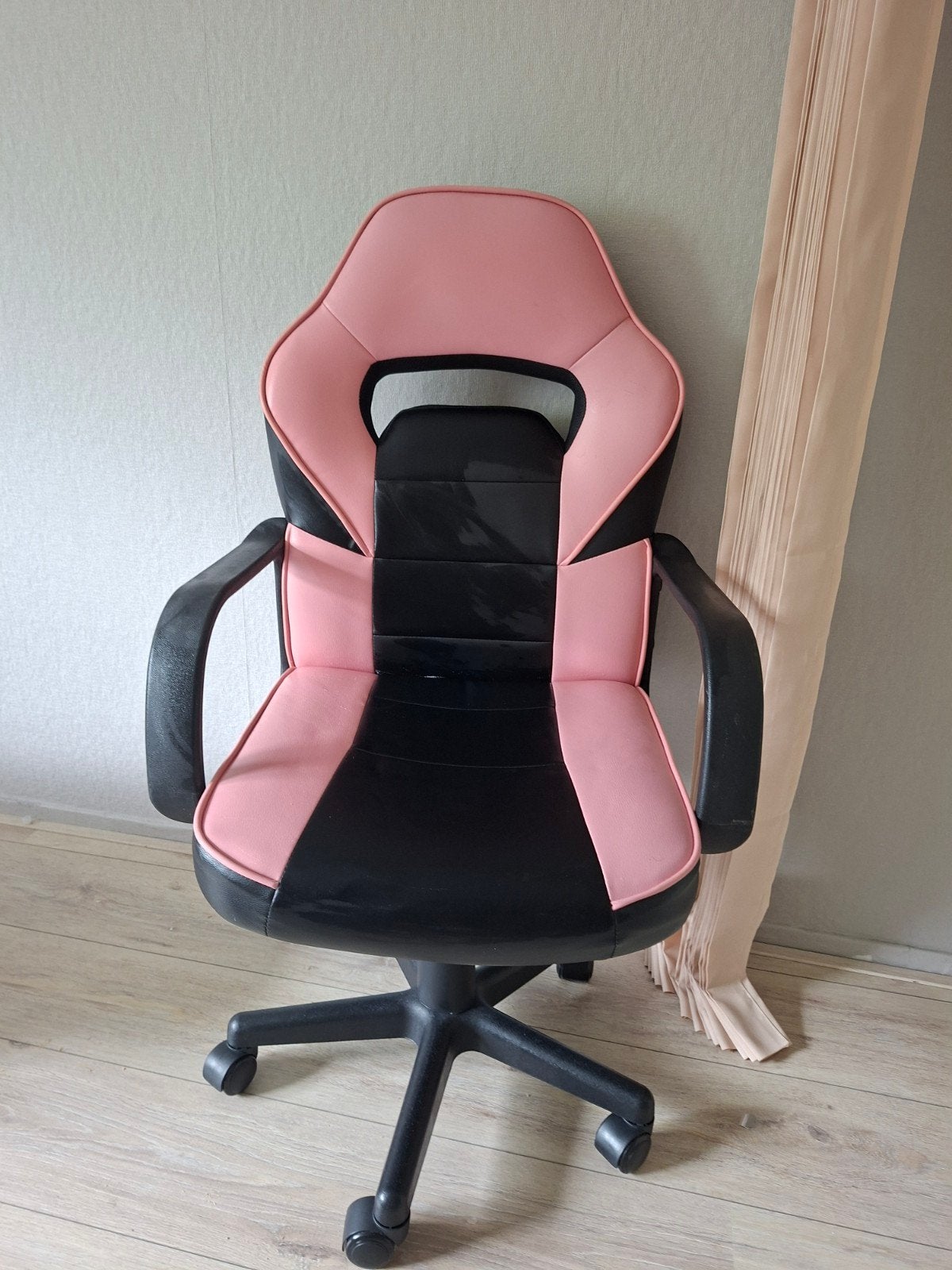 Roze/zwarte gamestoel / bureaustoel - verstelbaar, Ophalen, Gebruikt, Roze, Gaming bureaustoel