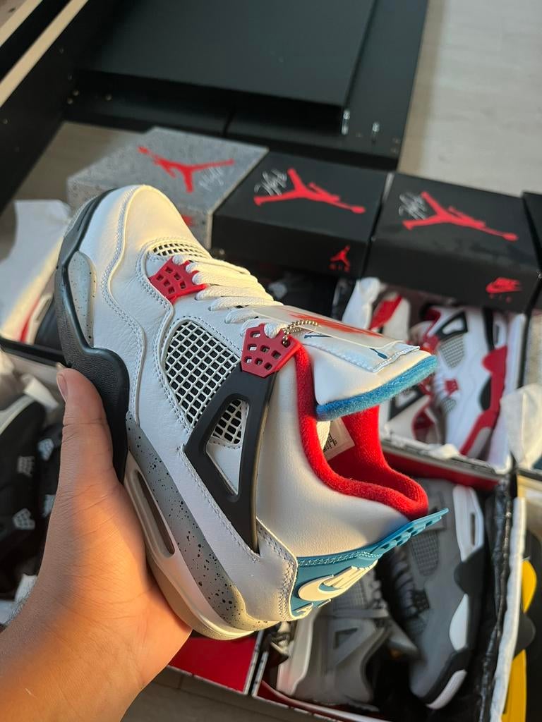 Jordan 4 WHAT THE Maat 41, Kleding | Heren, Schoenen, Wit, Nieuw, Ophalen of Verzenden, Sneakers of Gympen