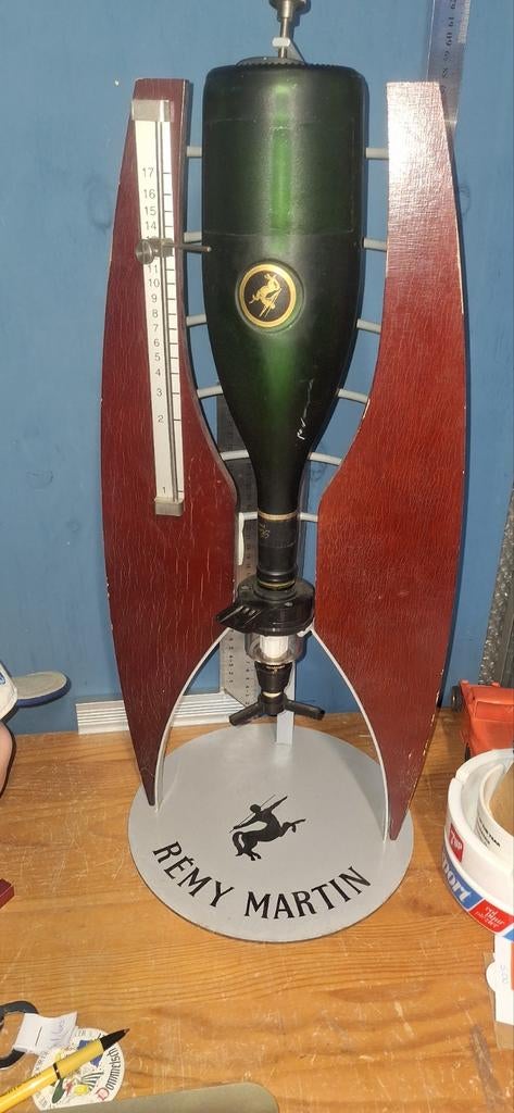 Remy Martin drank dispenser fles is leeg (12226), ., Zo goed als nieuw, ., .