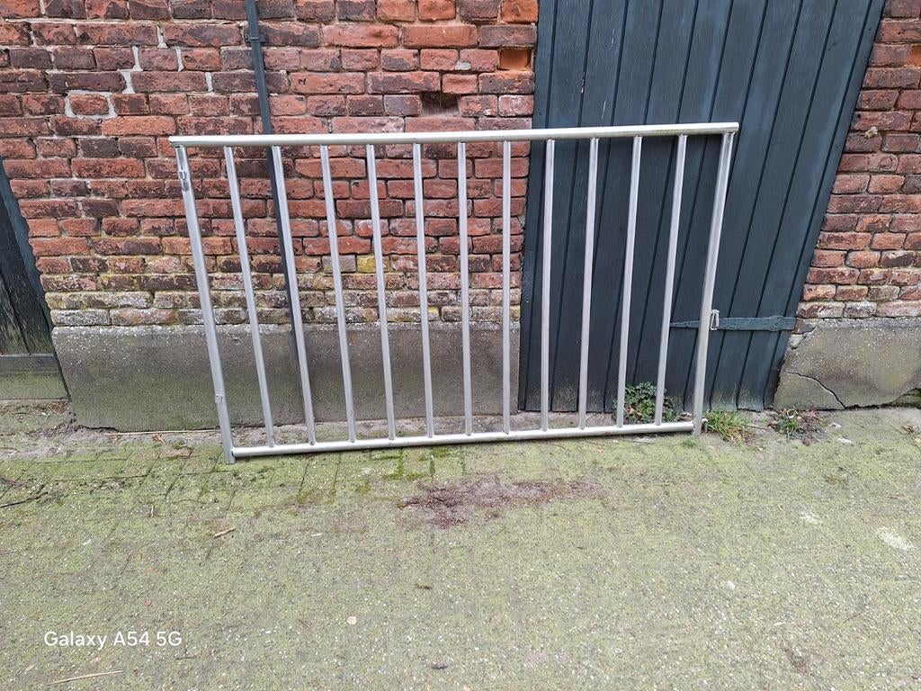 Landhekken rvs, Dieren en Toebehoren