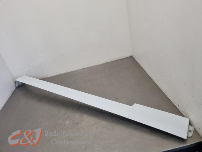 Sierstrip van een Mercedes Vito, Gebruikt, -, Ophalen of Verzenden, -