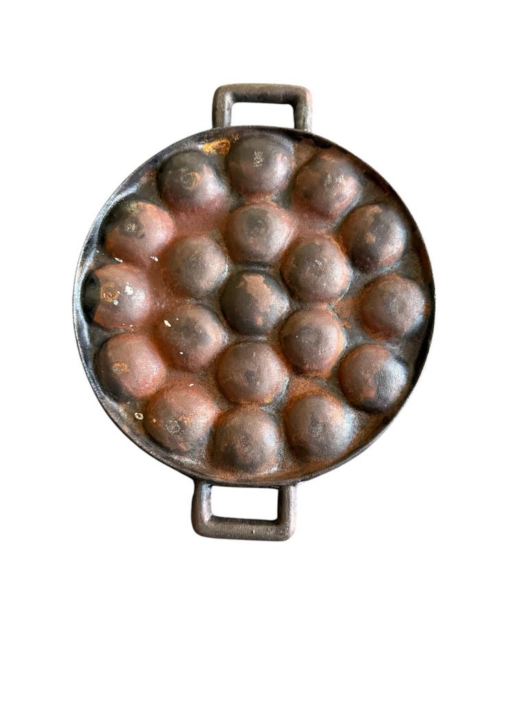 Poffertjespan voor gaskookplaat - Gietijzer, Ophalen of Verzenden, Gebruikt, Gietijzer, Koekenpan of Braadpan