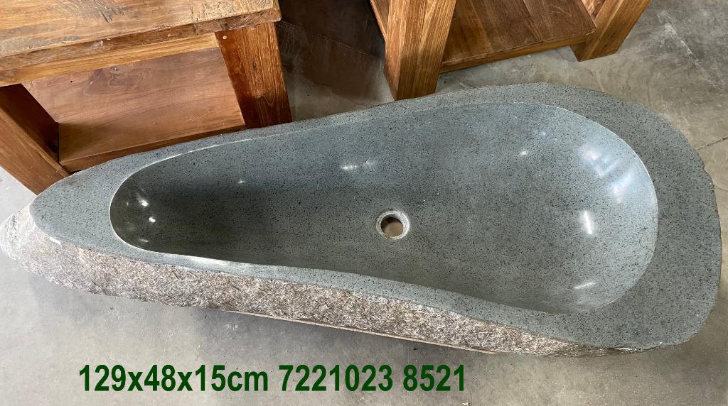 lange natuurstenen wasbak rivierstenen trog versteend hout, Ophalen, Steen, JPpol Trading, Oordeelsestraat 58 5111PL Baarle Nassau