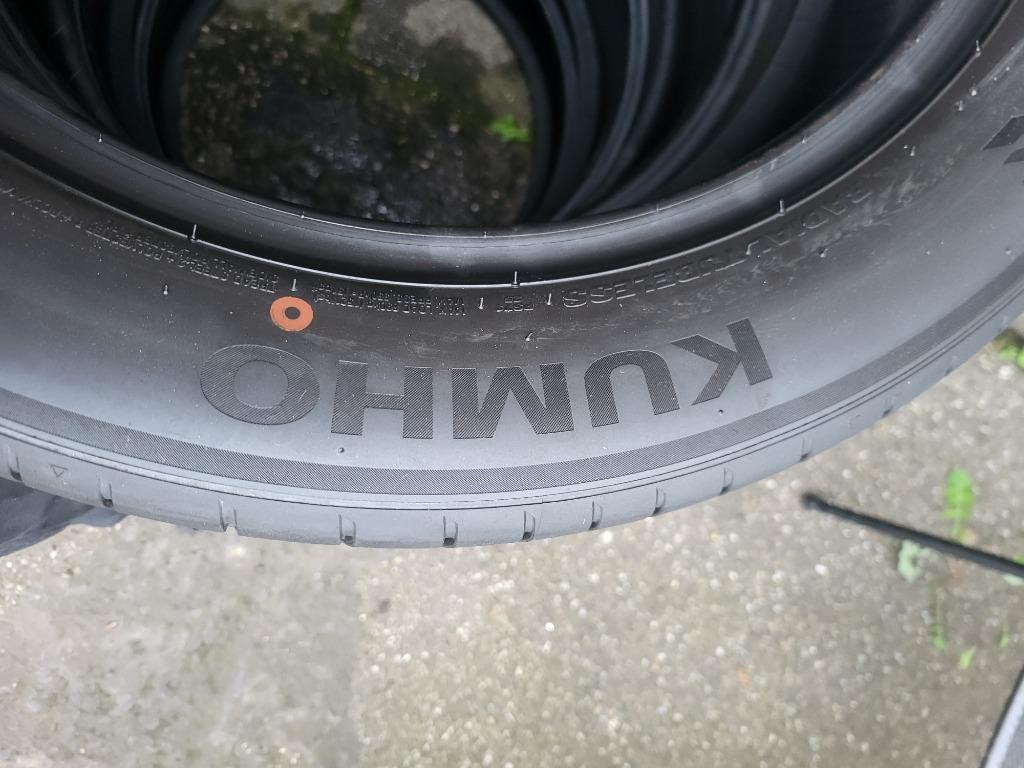4 x 215/55/18 Kumho Ecsta ps71 NIEUW 350,- Incl montage !, 18 inch, 215 mm, Nieuw, Ophalen of Verzenden