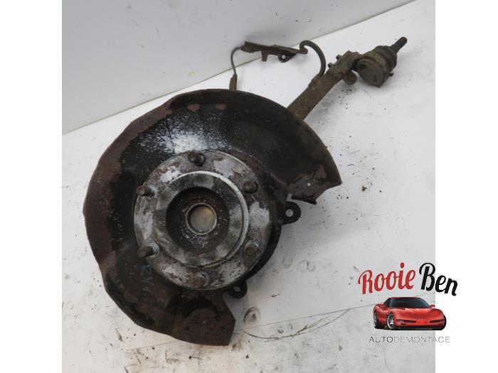 Fusee rechts-voor van een Toyota Tundra, Gebruikt, -, -, Ophalen of Verzenden