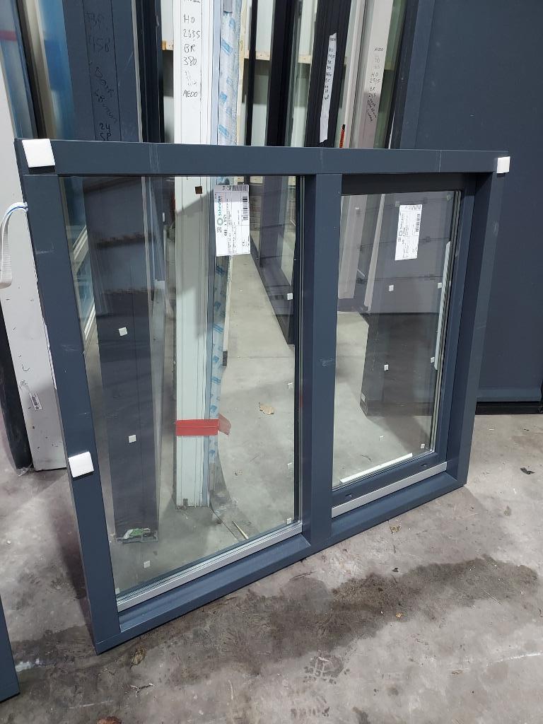 Nieuw 1x Draaikiepraam Tripleglas bezorgen factuur mogelijk, Raamkozijn, Ophalen of Verzenden, Zo goed als nieuw, 150 tot 225 cm