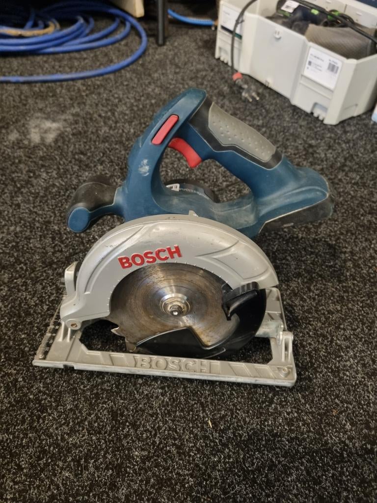 Bosch Cirkelzaag - Gks 18v-li, Doe-het-zelf en Verbouw, Gereedschap | Zaagmachines, Gebruikt, Cirkelzaag, 70 mm of meer, Ophalen of Verzenden