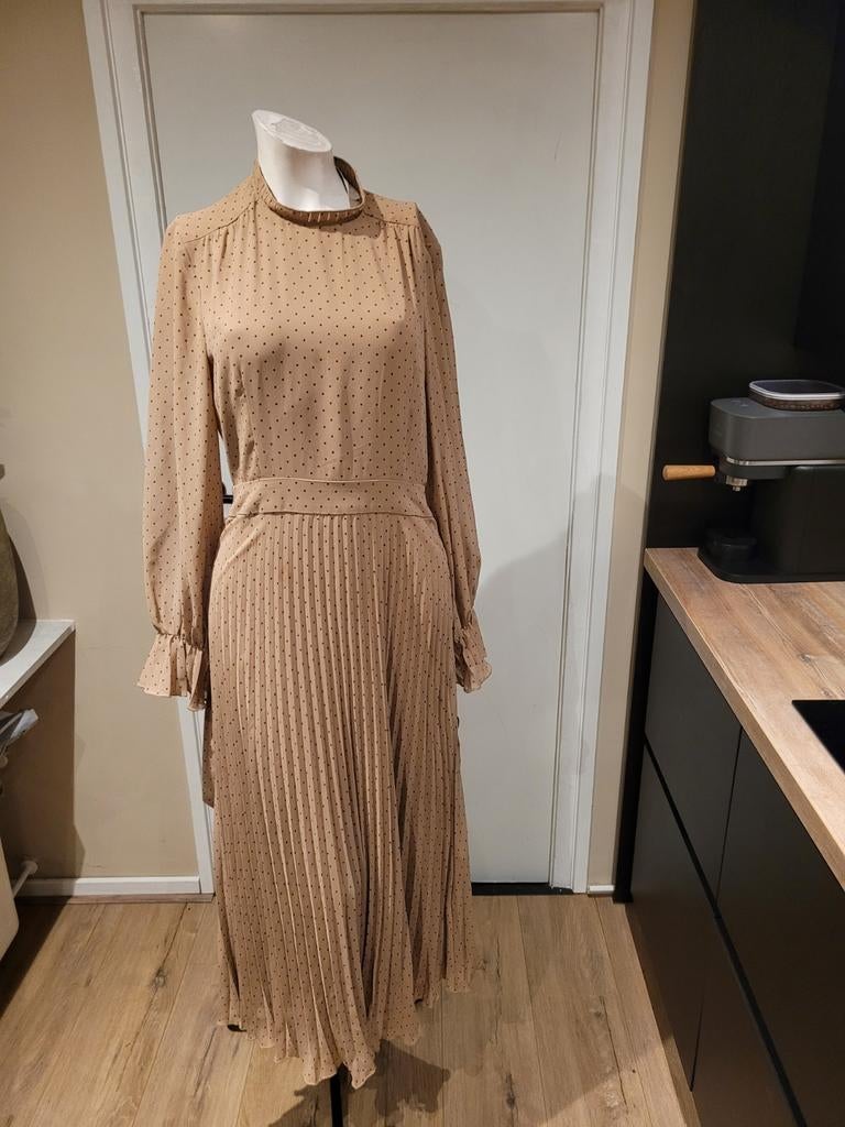Super leuke Ivy & Oak jurk maat 36, Beige, Ivy & oak, Ophalen of Verzenden, Zo goed als nieuw