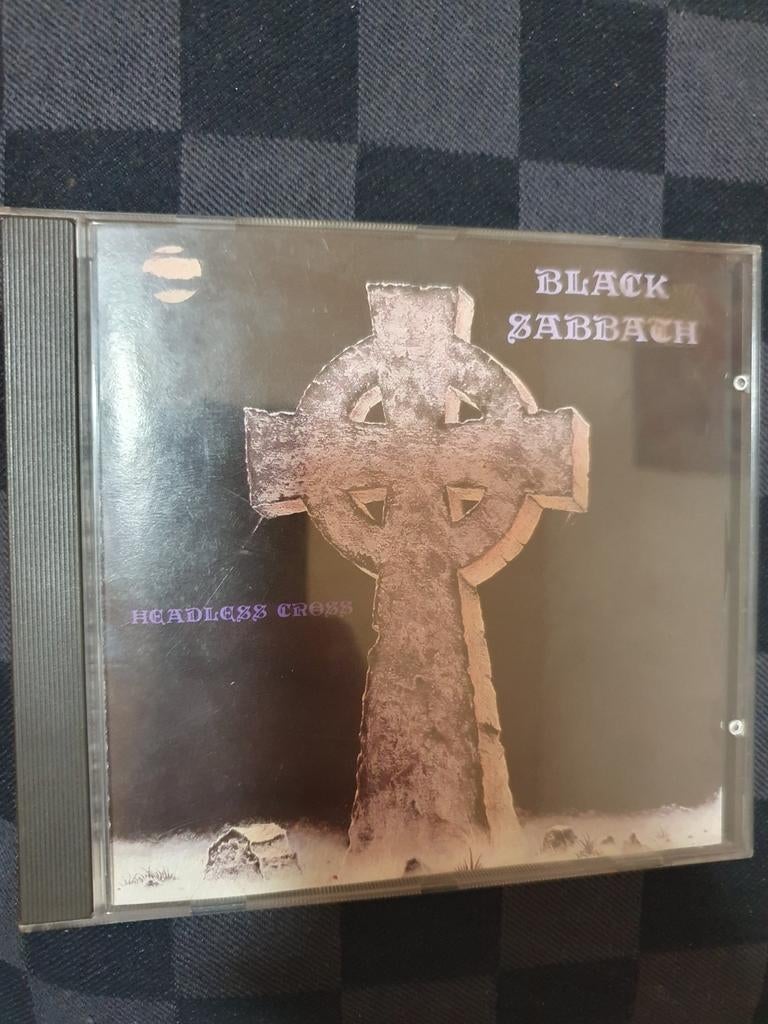Black sabbath headless cross, Verzenden, Gebruikt