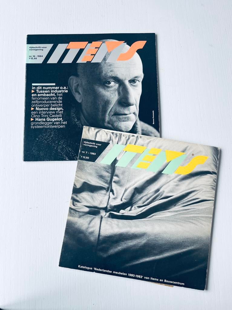 Tijdschrift Items, 2 nummers, Ophalen of Verzenden, Gelezen, Overige typen