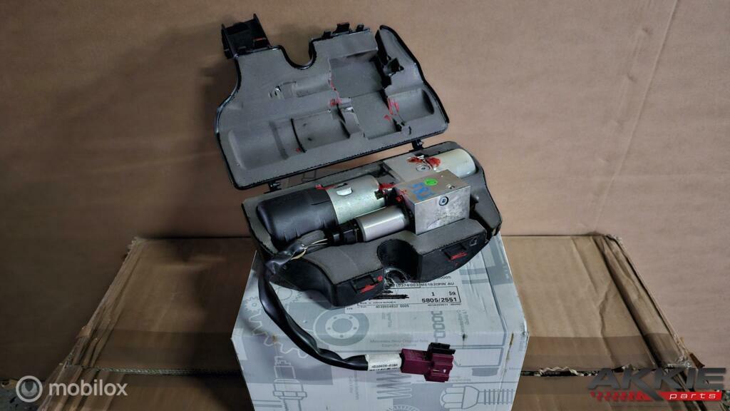 Mercedes ML Achterklep motor hydrauliek pomp A1648000648, Ophalen of Verzenden, Gebruikt