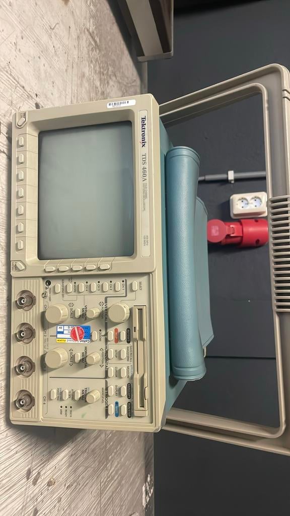 TEKTRONIX TDS 460A four channel digitising oscilloscope 400, Doe-het-zelf en Verbouw, Meetapparatuur, Ophalen of Verzenden, Gebruikt
