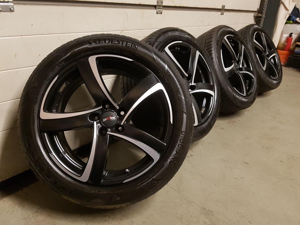 Audi Q3 Alutec Shark Wielen set met banden, Ophalen, 18 inch, Gebruikt, 235 mm