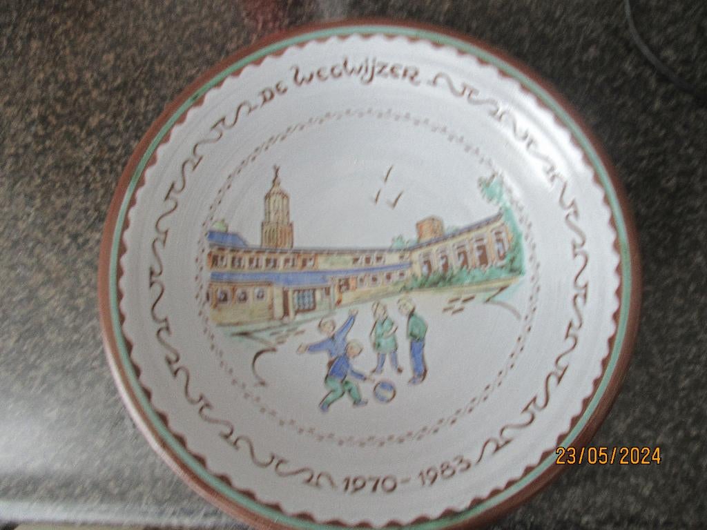 BORD- AMHA- AMBACHT HAALDEREN-SCHOOL DE WEGWIJZER- LENT-1983, Antiek en Kunst, Antiek | Wandborden en Tegels, Ophalen of Verzenden