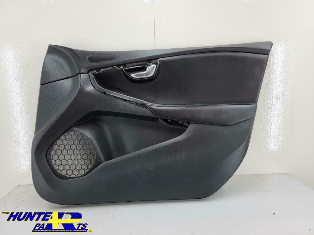 Portierbekleding rechtsvoor Volvo V40 ('12-'19) 39815606, Ophalen of Verzenden, Gebruikt