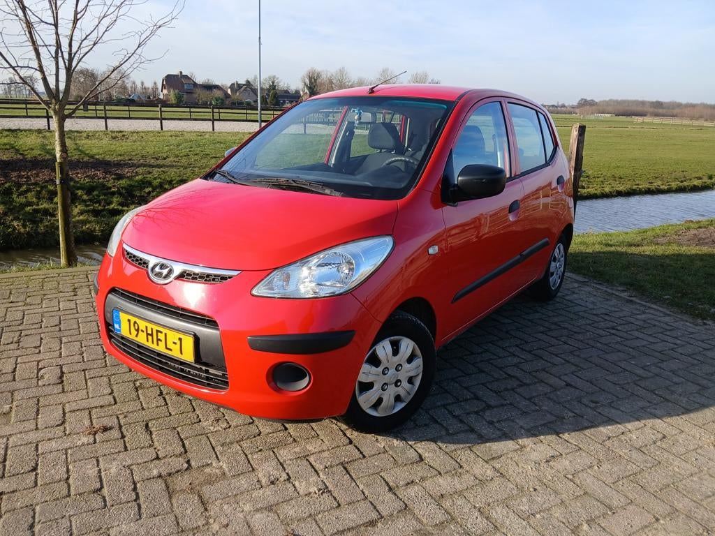 Prijs verlaagd! Zo mee nemen!i10. 5 deurs NLauto NAP km's, Voorwielaandrijving, Elektrische ramen, 31 €/maand, 4 cilinders
