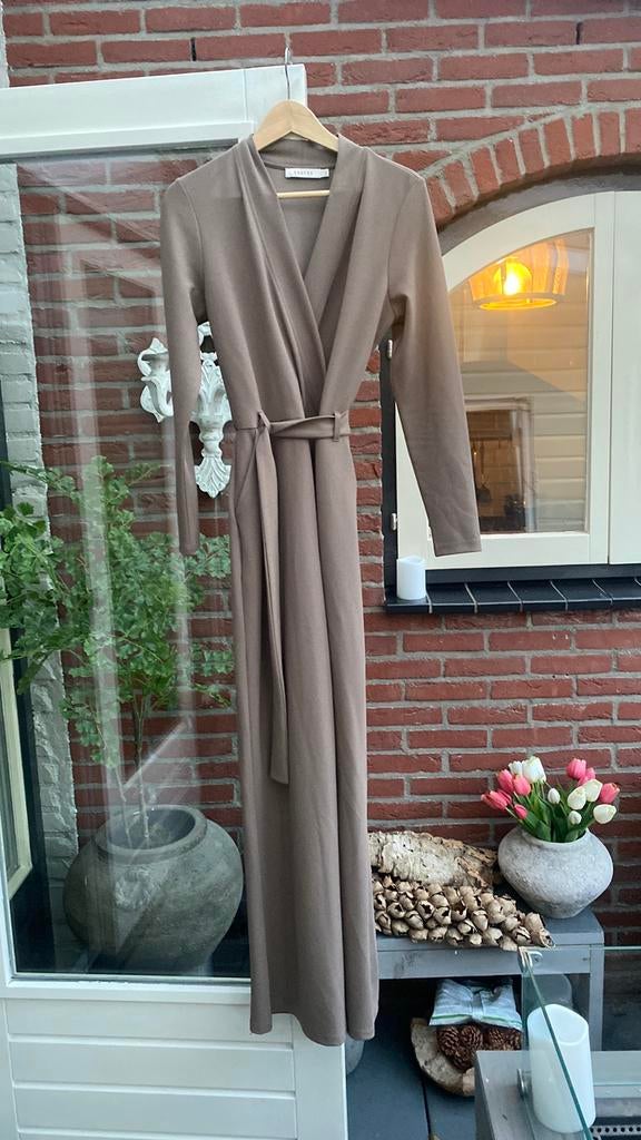 Jumpsuit costes taupe, Kleding | Dames, Jumpsuits, Ophalen of Verzenden, Zo goed als nieuw, Maat 38/40 (M), Bruin