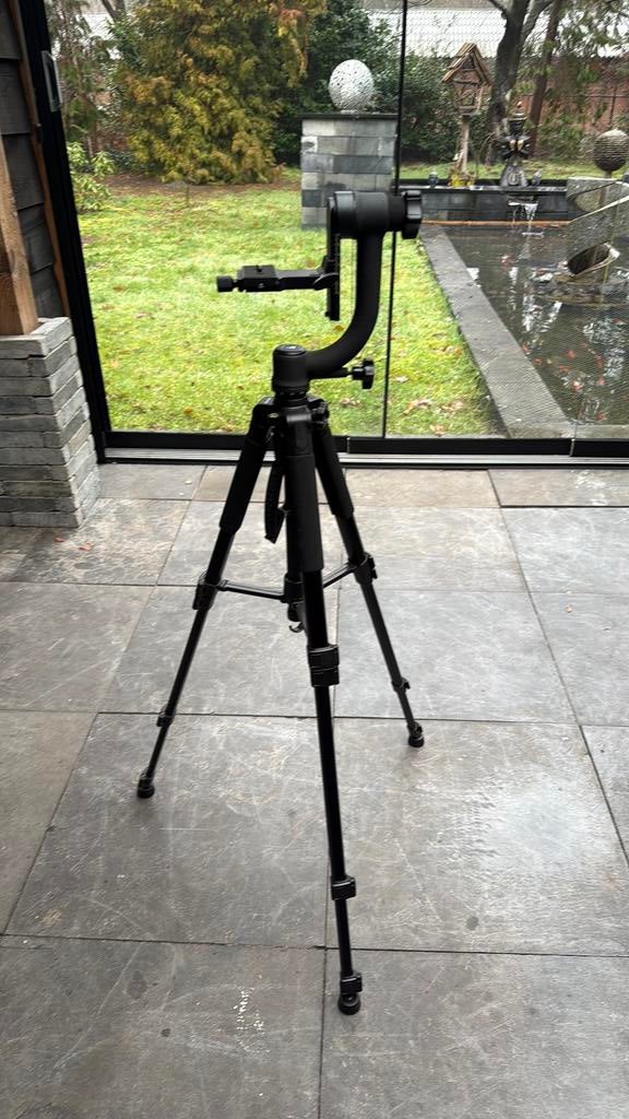 Statief met balhoofd, Audio, Tv en Foto, Fotografie | Statieven en Balhoofden, Balhoofd, Ophalen of Verzenden, Zo goed als nieuw
