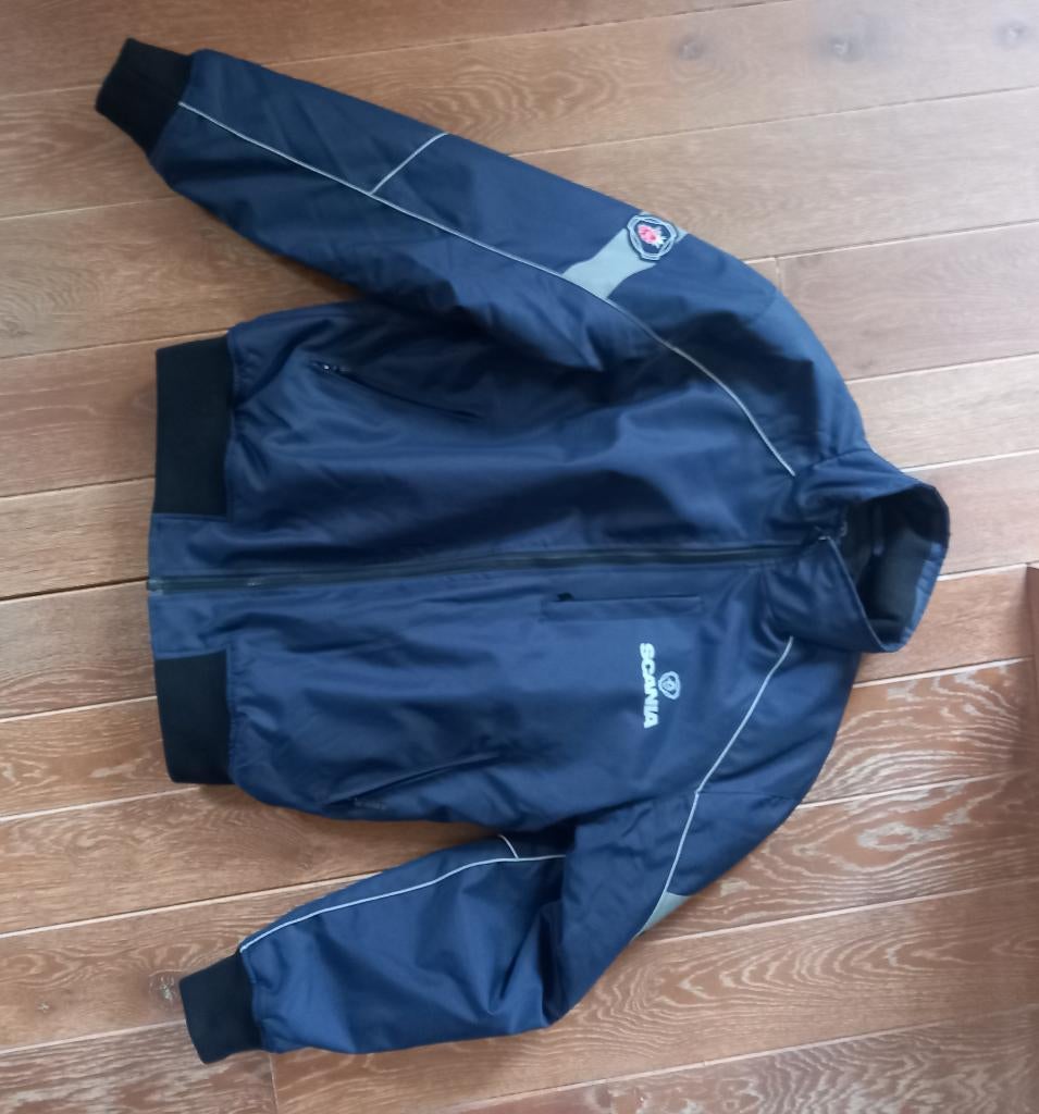 Originele Scania jas maat XL, Kleding | Heren, Ophalen of Verzenden, Nieuw, Maat 56/58 (XL), Blauw