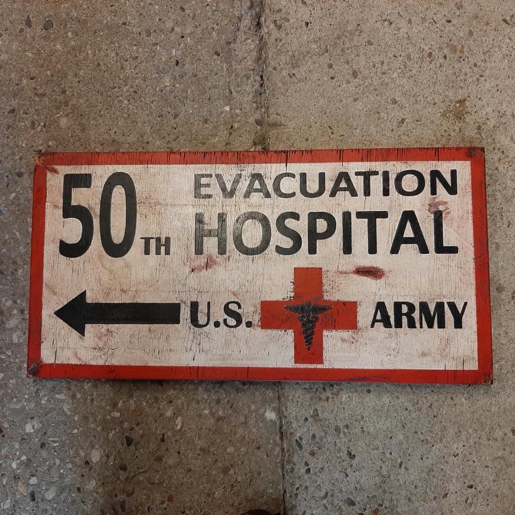 EVACUATION HOSPITAL, Ophalen of Verzenden, Amerika, Embleem of Badge
