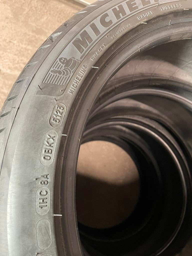 “225 45 17 Michelin. Demo. puntjes zitten er nog op”, Ophalen, Gebruikt, 17 inch, Band(en)