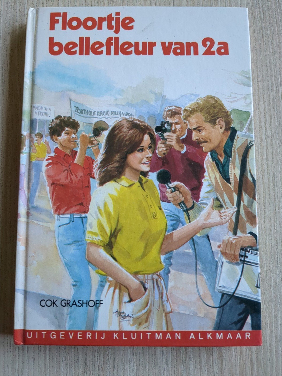 Floortje Bellefleur van 2a - Zonnebloemserie, Ophalen of Verzenden, Gelezen, Cok Grashoff, Fictie algemeen