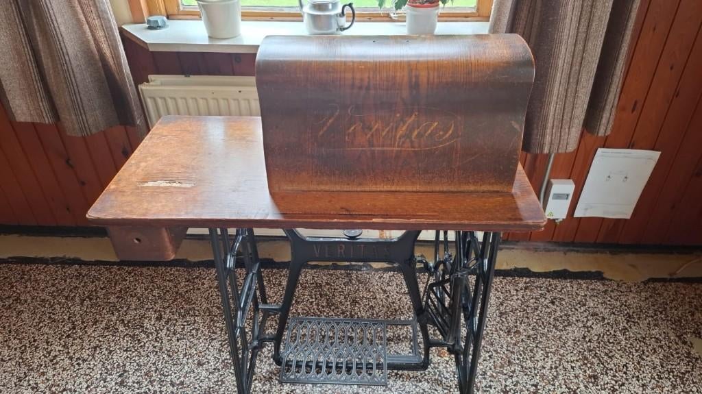 Veritas naaimachine, Ophalen