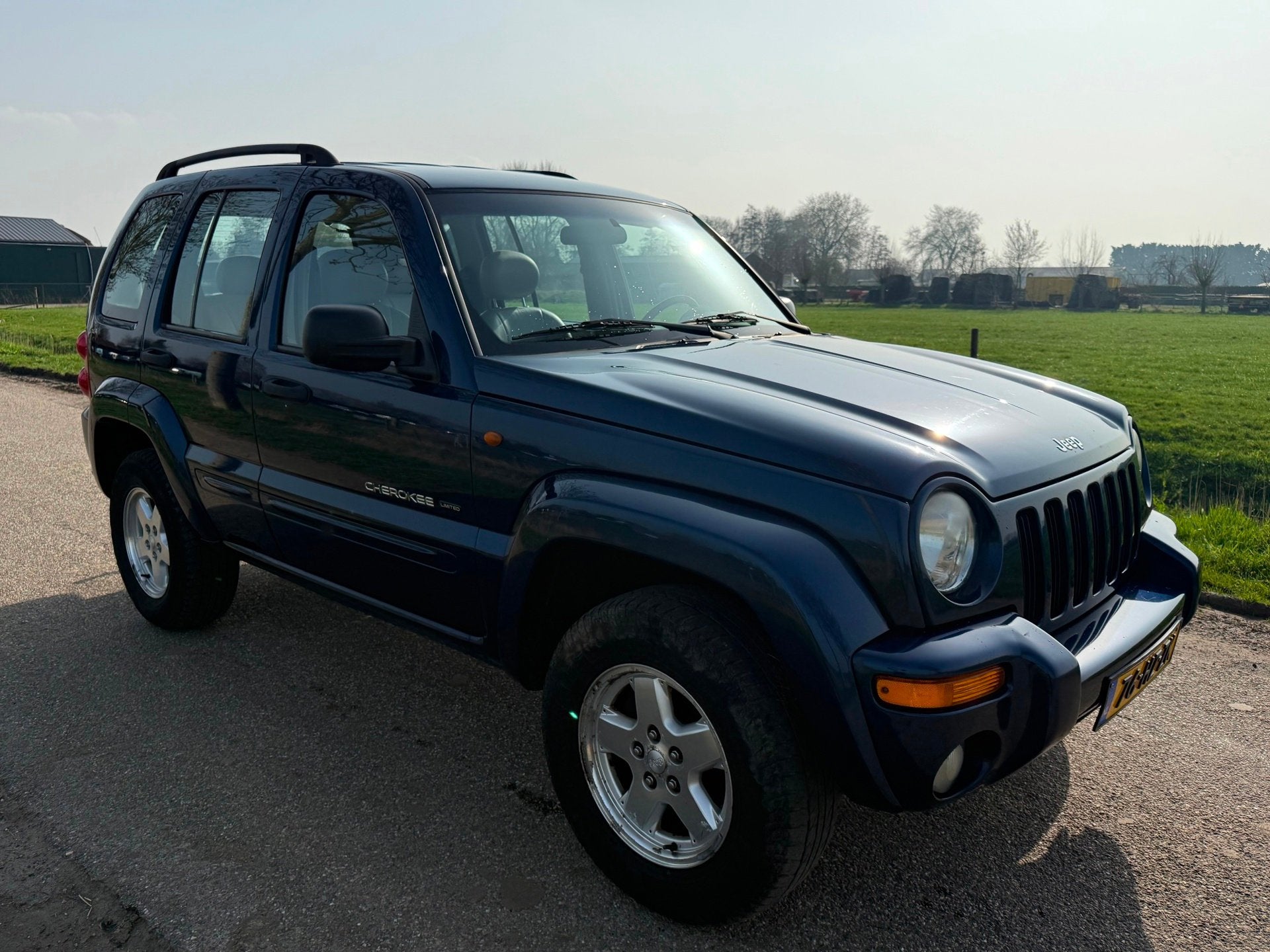 Jeep Cherokee 3.7i V6 Sport Plus Vol opties 4x4 Nieuwe APK !, Auto's, Automaat, 3700 cc, Gebruikt, Vierwielaandrijving
