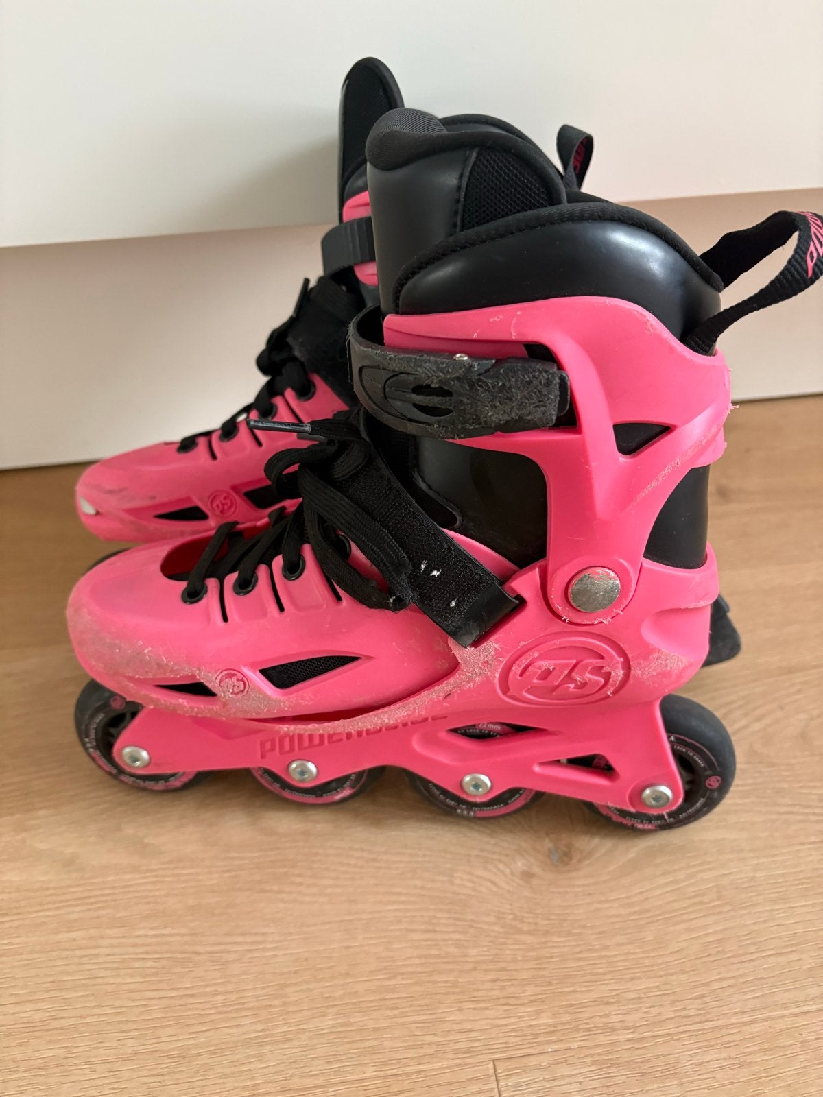Verstelbare roze skeelers voor kinderen - Maat 33-36, Kinderen, Inline skates 4 wielen, Ophalen, Overige merken