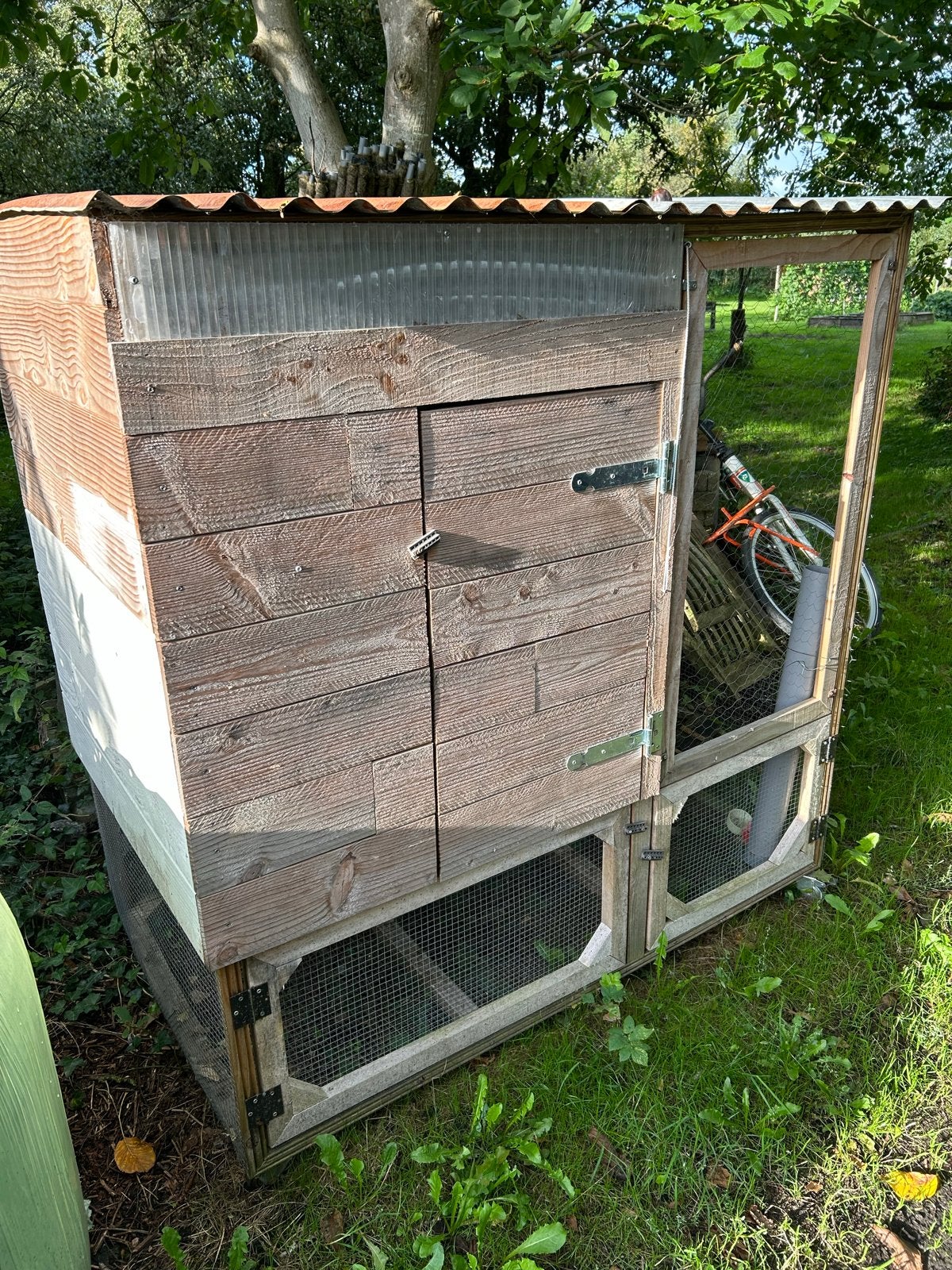 Hok krielen of kuikens, Ophalen, Zo goed als nieuw, Hout, Broedkooi of Kweekkooi
