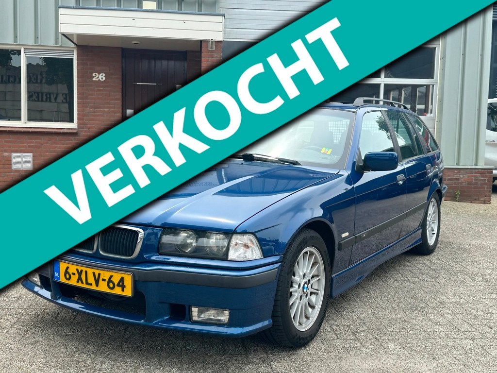 BMW 3-serie Touring 328i Sport Edition, Auto's, BMW, Achterwielaandrijving, Gebruikt, 1340 kg, Blauw