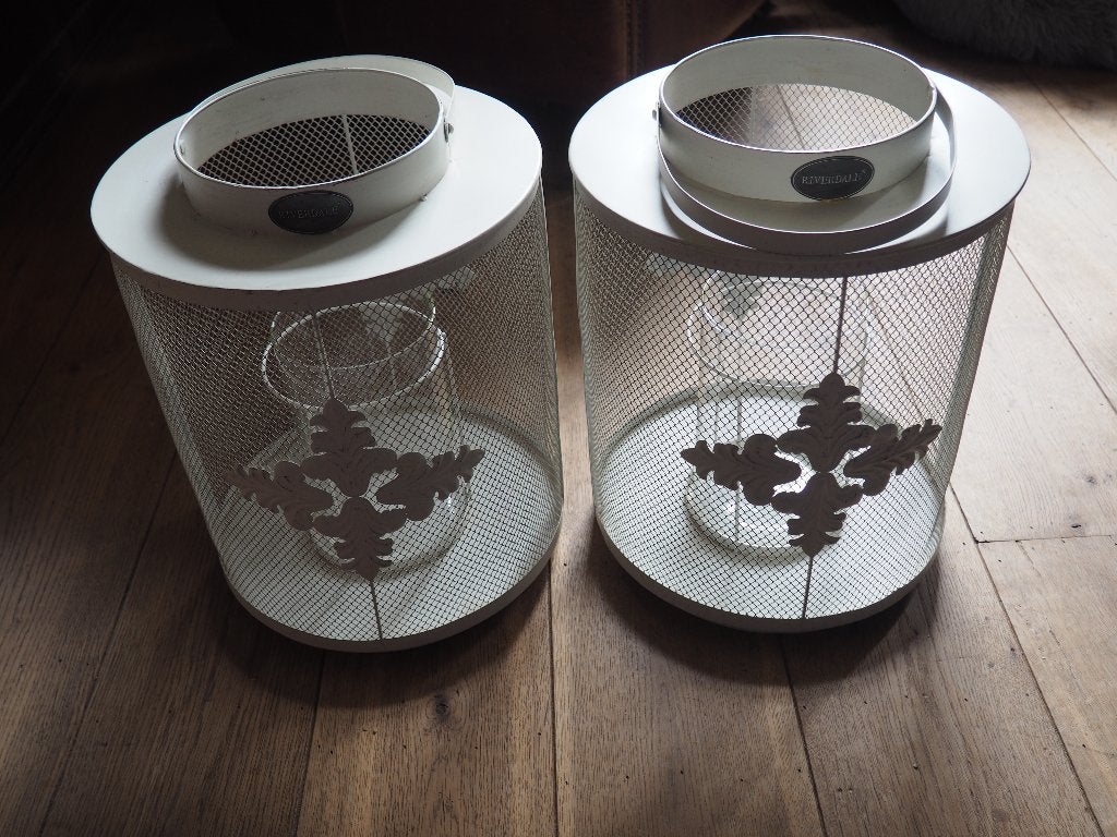 2 witte grote windlichten van riverdale, Ophalen, Overige materialen, Gebruikt, Wit