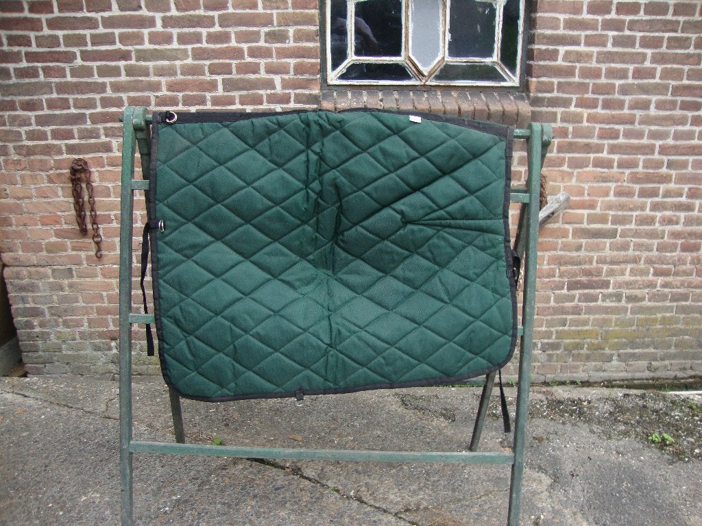 paardendekens, Ophalen, Zo goed als nieuw