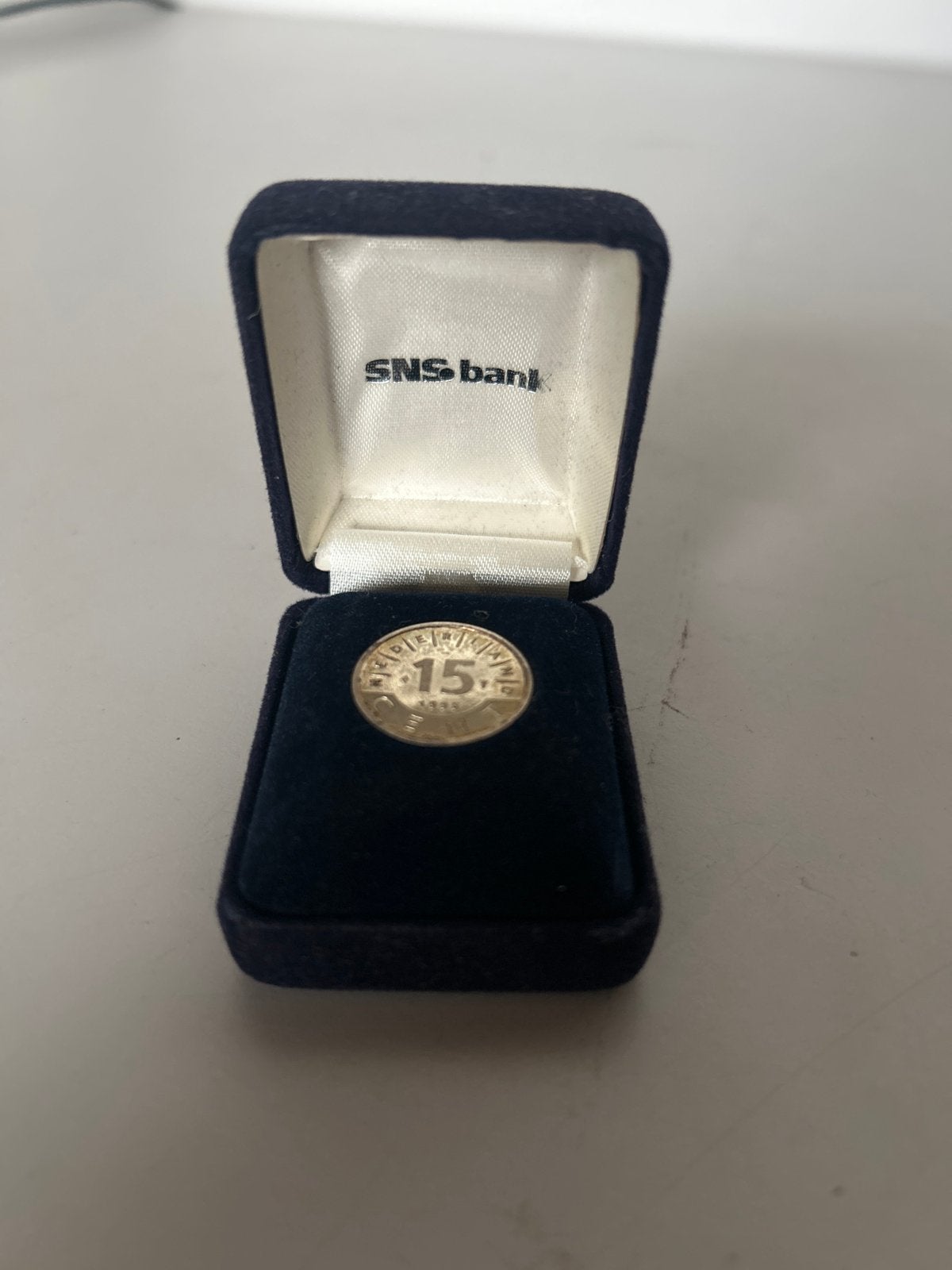 SNS Bank 15 cent munt 1995 in doosje, Ophalen of Verzenden, Koningin Beatrix, Overige waardes, Losse munt