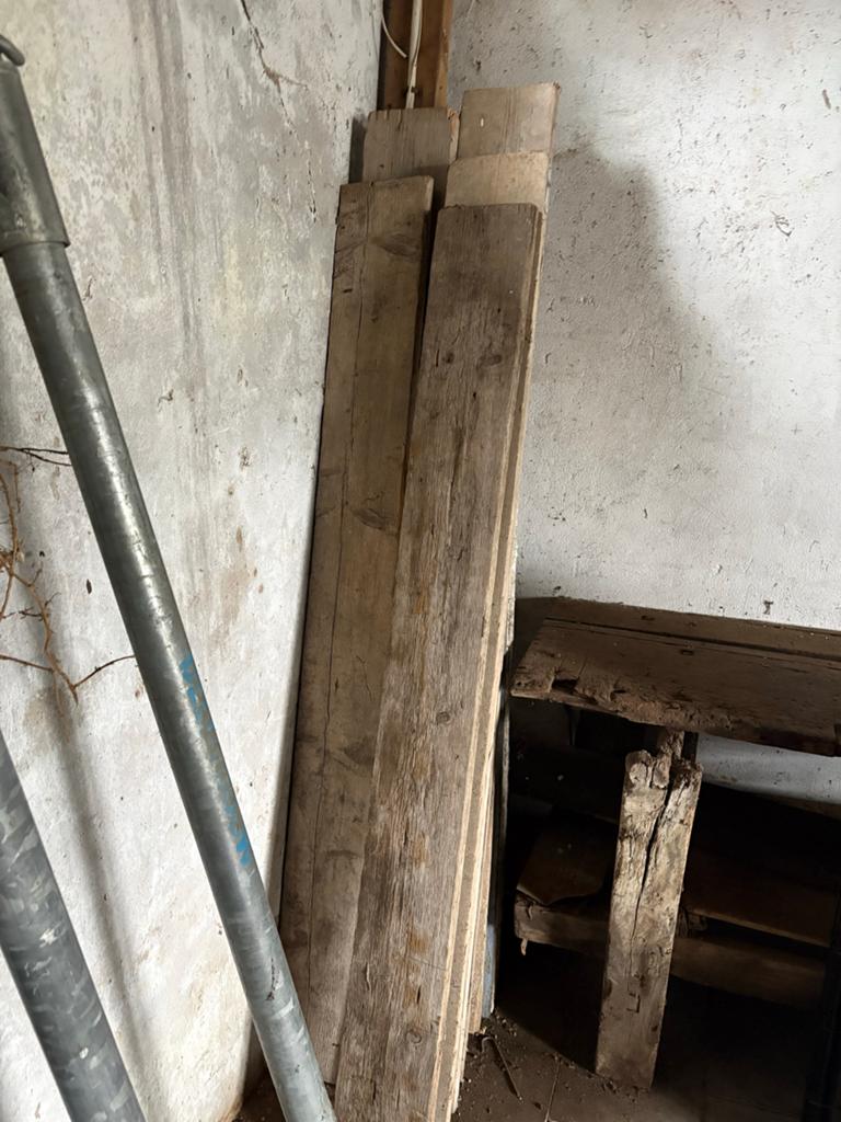 Oude Steigerplanken - Perfect voor diverse projecten, Ophalen, 25 tot 50 mm, Zo goed als nieuw, 200 tot 250 cm