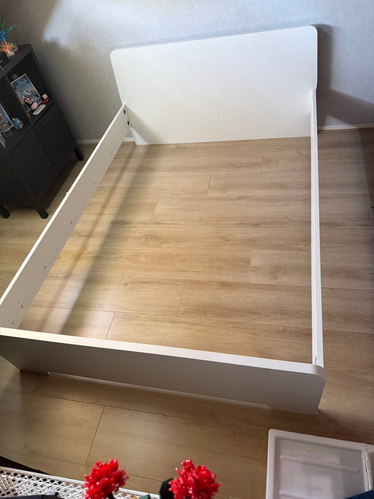 Ikea Askvoll bedombouw, 140x200, wit, Huis en Inrichting, Slaapkamer | Bedden, Ophalen, Wit, Tweepersoons, 140 cm