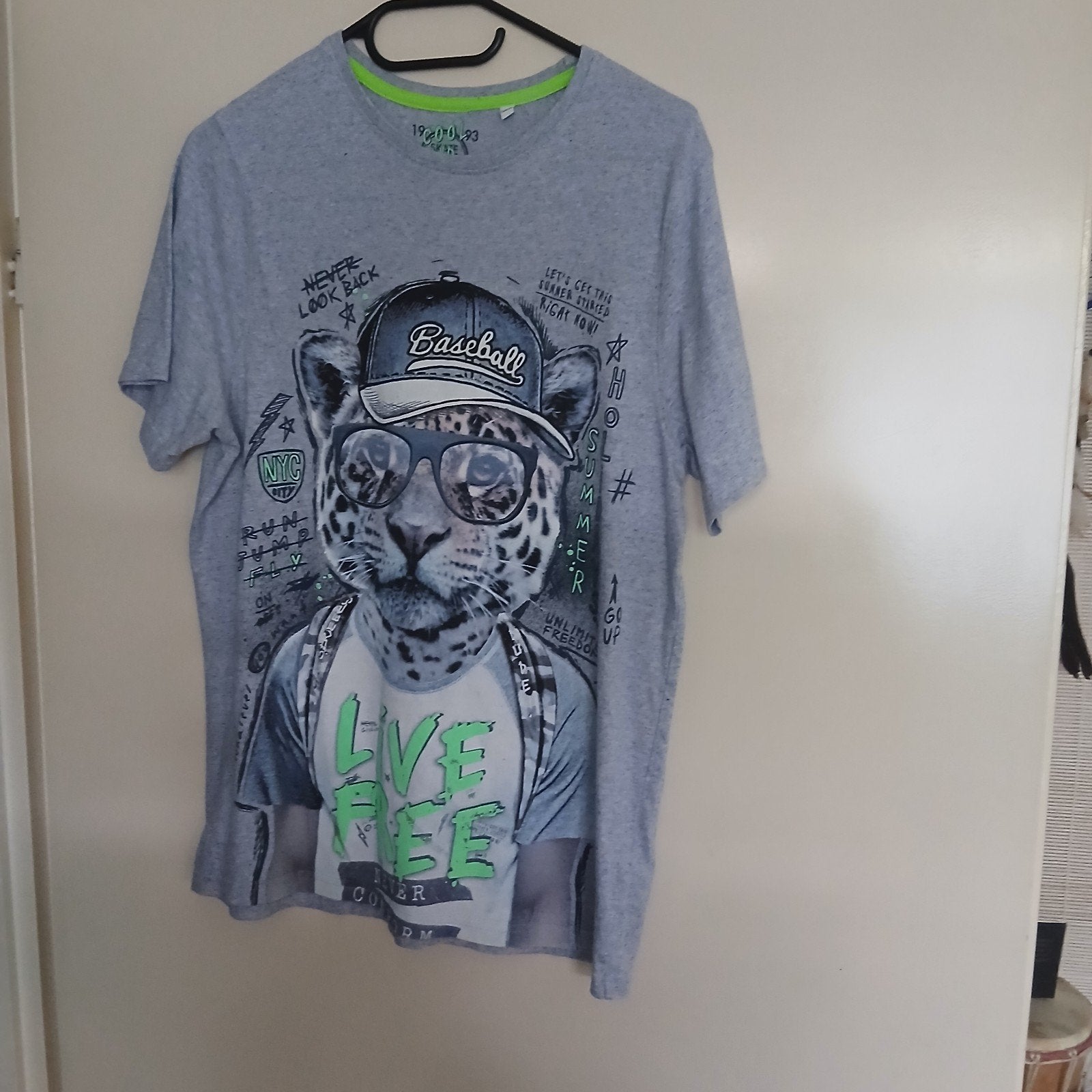 NIEUW.5 Euro p/st.  Jongens t shirts.   170/176, Ophalen of Verzenden, Nieuw