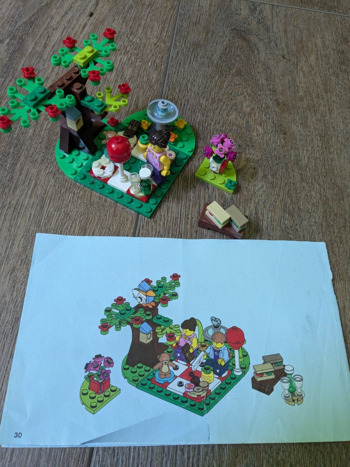 Lego 40236 Valentijnspicknick, Ophalen of Verzenden, Gebruikt, Overige thema's, Overige typen