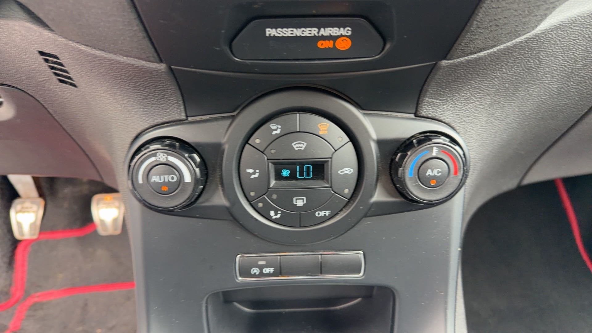 Foto 14 van Ford Fiesta 1.0 EcoBoost ST Line