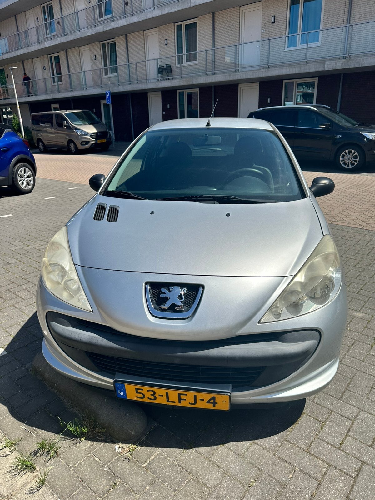 Peugeot 206+ 1.1 3D 2010 Grijs, Auto's, Voorwielaandrijving, 206+, 31 €/maand, 4 cilinders