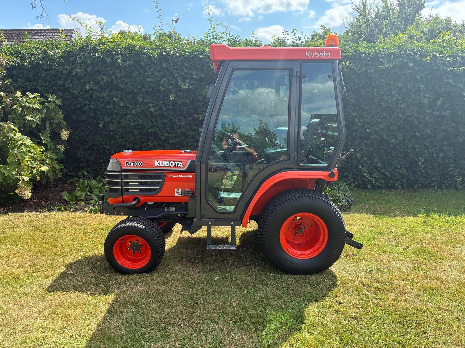Kubota B1700 – bouwjaar 1998 – zeer nette staat – kenteken, Ophalen, Zo goed als nieuw