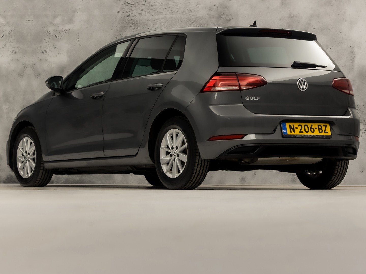 Volkswagen Golf 1.0 TSI Sportline Automaat (APPLE CARPLAY, G, 12 maanden, Stof, Gebruikt, 116 pk