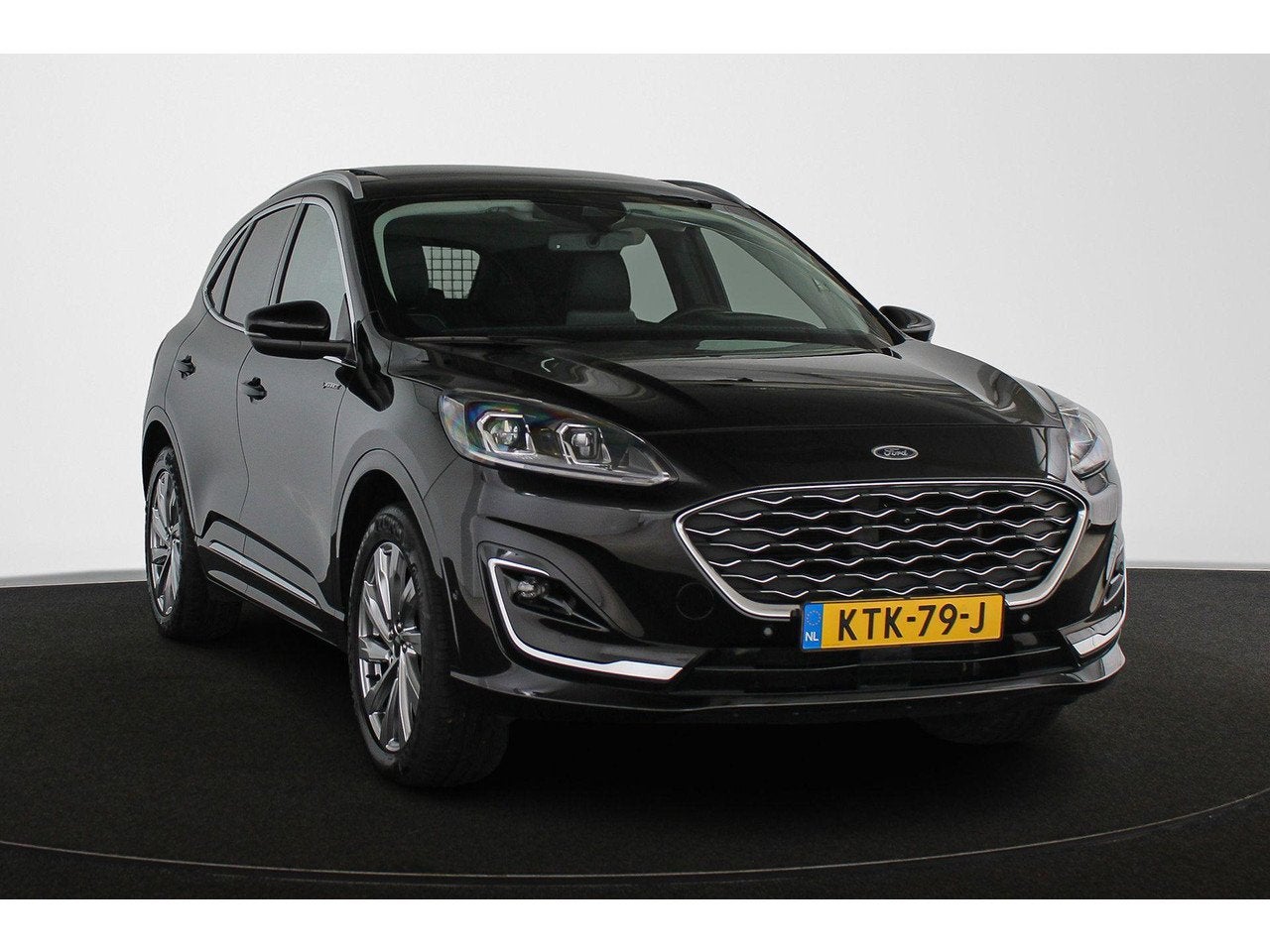 Foto 2 van Ford Kuga 2.5 PHEV Vignale Pano Leder Stuur-Stoelverwarming