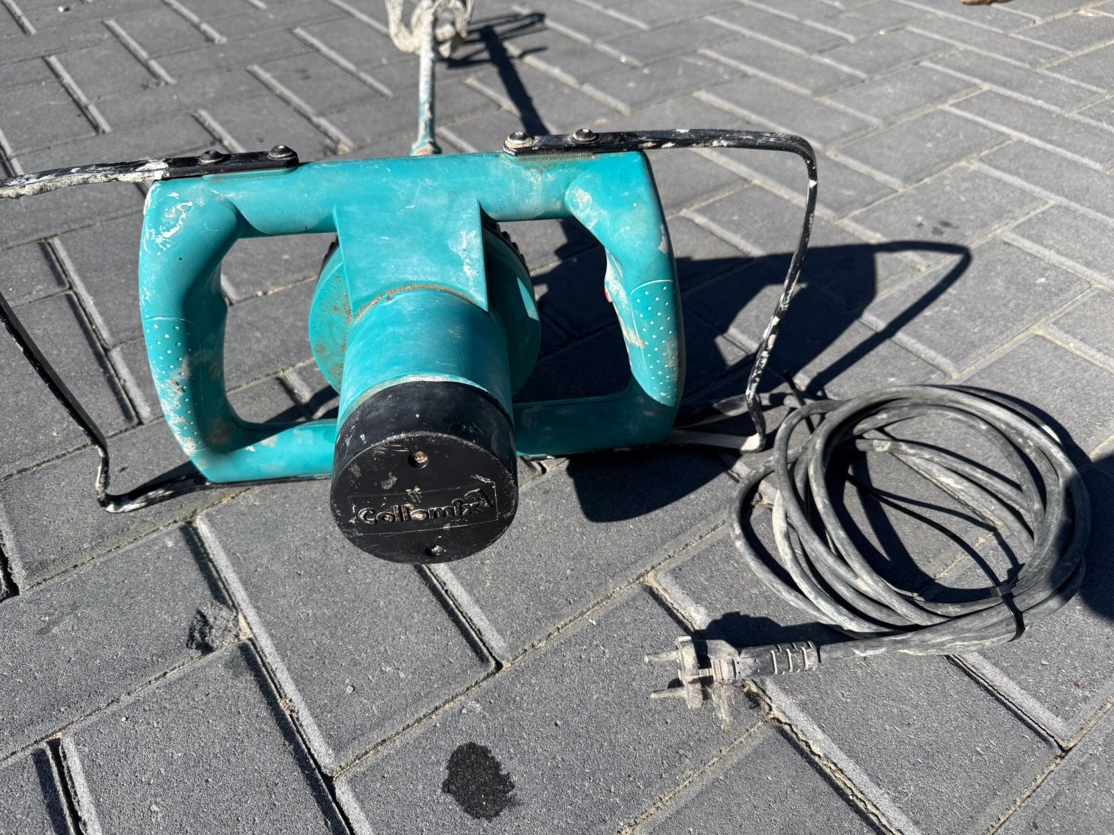Menger / mixer , verf, lijm, mortel, Ophalen, Gebruikt