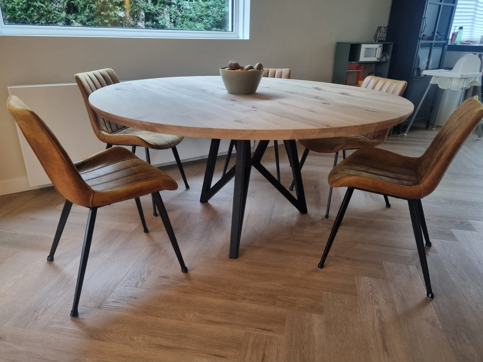 Foto 18 van Eiken ronde eettafel tafel bureau GRATIS BEZORGD Eikenhout