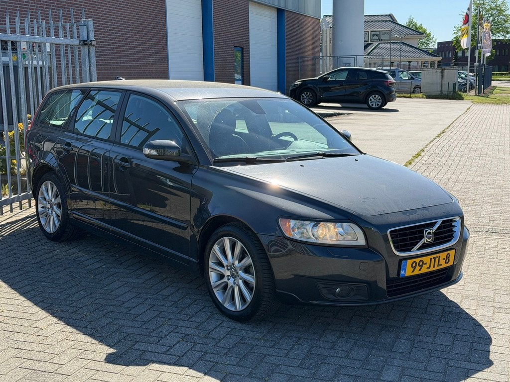 Volvo V50 2.0 Edition II 146PK NL AUTO NAP! Leer l Airco ECC, Auto's, Volvo, Voorwielaandrijving, 1350 kg, Gebruikt, Zwart