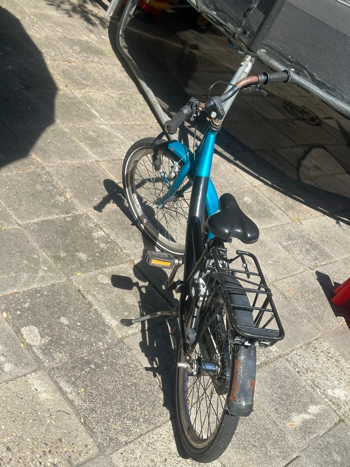 Gebruikte kinderfiets met lage instap en bagagedrager, Fietsen en Brommers, Overige merken, Terugtraprem, Ophalen of Verzenden