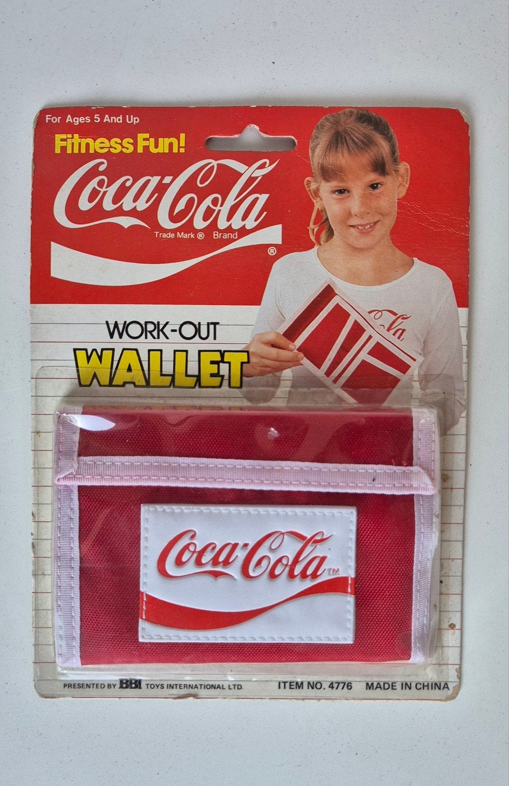 Vintage Coca-Cola beursje in originele verpakking / N.O.S., Ophalen of Verzenden, Nieuw, Gebruiksvoorwerp