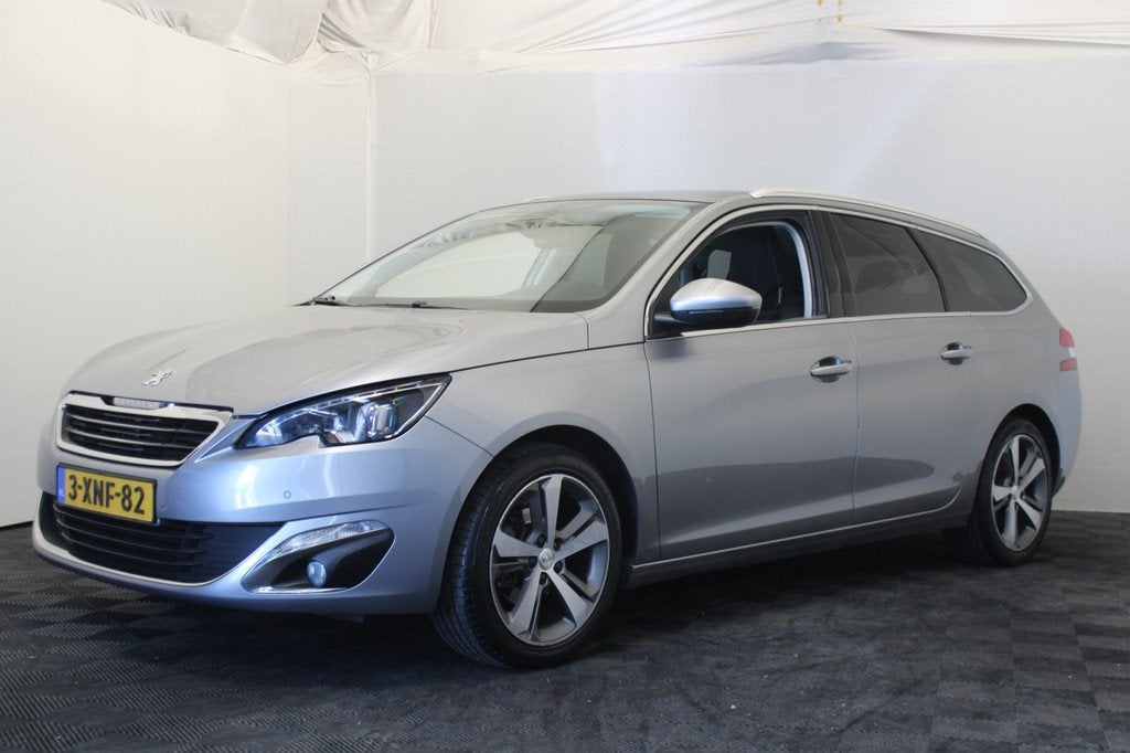 Peugeot 308 SW 1.2 e-THP Première |Pano|Navi| (bj 2014), Auto's, Peugeot, Voorwielaandrijving, Gebruikt, 1199 cc, 1165 kg